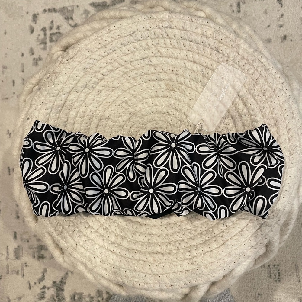 NWT Kenny Flowers The Pedregal Bandeau Bikini Top Size M